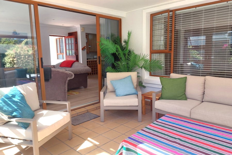 2 Bedroom Property for Sale in The Island Western Cape